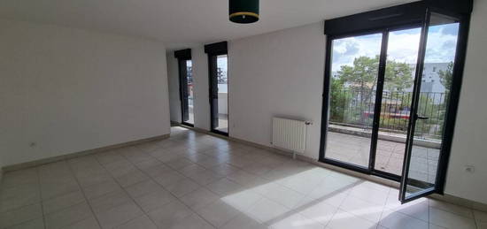 Appartement  à vendre, 3 pièces, 2 chambres, 66 m²