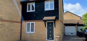 3 bedroom terraced house