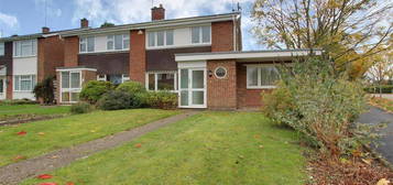 3 bedroom semi-detached house to rent