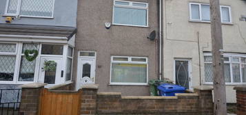 Terraced house to rent in Weelsby Street, Grimsby DN32