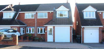 3 bedroom semi-detached house for sale