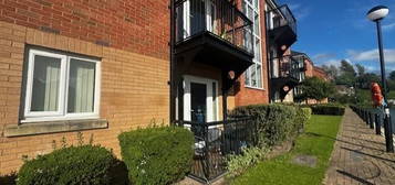 2 bed flat to rent