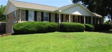 815 Ford Ave, Muscle Shoals, AL 35661