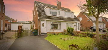 2 bed semi-detached house for sale