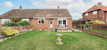 2 bedroom semi-detached bungalow for sale