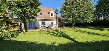 Maison  à vendre, 6 pièces, 3 chambres, 145 m²