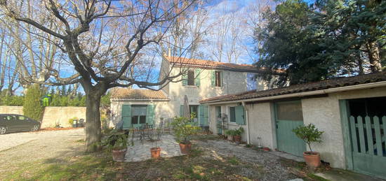 Mas St Remy De Provence 150 m² 4 chambres