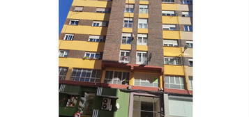 Piso en venta en Jose Posada Herrera Nº 8 Pl 6 Pu Dr, 8, Centro