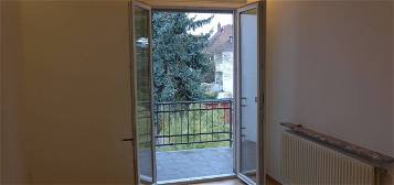 Vollständig renovierte 2,5-Zimmer-Wohnung mit Balkon in Lampertheim