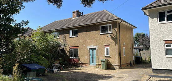 2 bedroom semi-detached house for sale