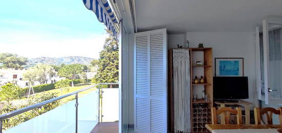 Apartamento en venta en Los Pinos - Politur