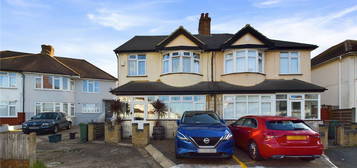 4 bed semi-detached house for sale