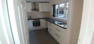 2 bed flat to rent