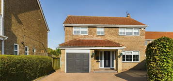 4 bed detached house for sale