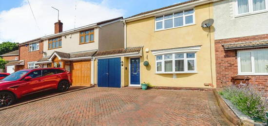 2 bedroom semi-detached house for sale