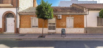 Chalet en Las Tres Cruces, Armilla