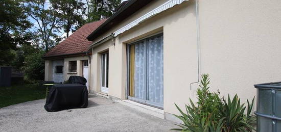 INGRE au calme, maison familiale de 6 chambres proche des écoles