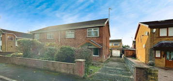 3 bed semi-detached house for sale