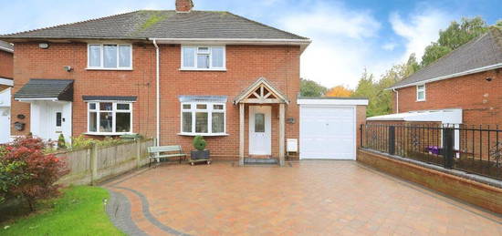 2 bedroom semi-detached house for sale