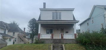 615 Maple St, Coraopolis, PA 15108