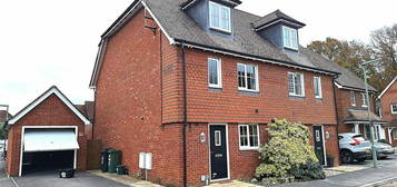 4 bedroom semi-detached house