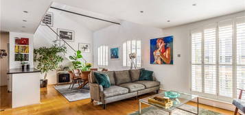 Flat for sale in Gainsford Street, London SE1