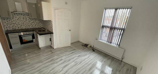 3 bed shared accommodation to rent