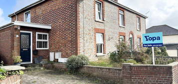 2 bedroom semi-detached house for sale