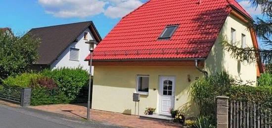 Einfamilienhaus mit Einliegerwohnung - provisionsfrei