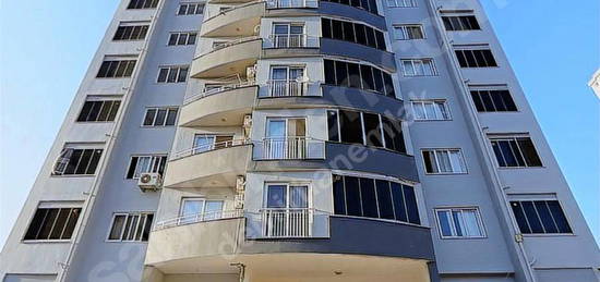 DEMİRHAN EMLAK'TAN CADDEYE YAKIN 4+1 KİRALIK DAİRE