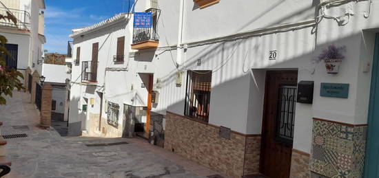 Casa de pueblo en venta en Sayalonga