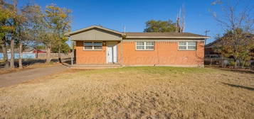 1424 Gardenia St, Amarillo, TX 79107