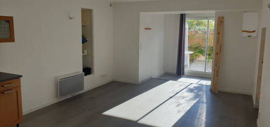 Location à l'année appartement T2