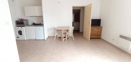 Location appartement 1 pièce 29 m²