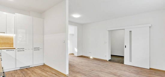 Dům, 121 m², Rovensko pod Troskami, 512 63