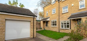 4 bedroom end of terrace house for sale