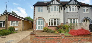 4 bed semi-detached house to rent