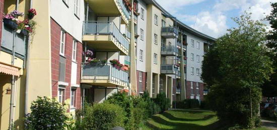 Für Familie mit Kind! Große Erdgeschosswohnung mit Terrasse in Berlin-Lichtenberg