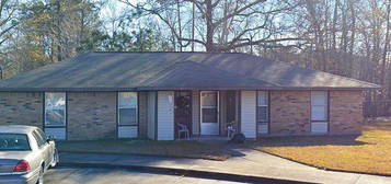 1203 E 5th Ave, Oakdale, LA 71463