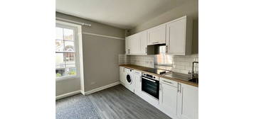 Flat to rent in Picton Street, Bristol BS6