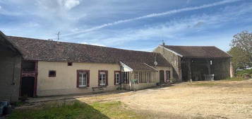 Ferme isolée sur 5 hectares