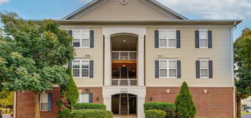 42539 Mayflower Ter Unit 201, Brambleton, VA 20148