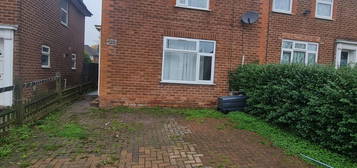 3 bed semi-detached house for sale