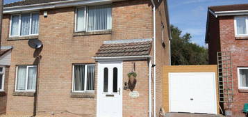 2 bedroom semi-detached house for sale