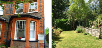 Maisonette to rent in Sussex Road, Watford WD24