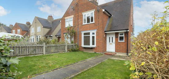 2 bedroom semi-detached house for sale