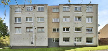 2 bedroom ground floor flat for sale