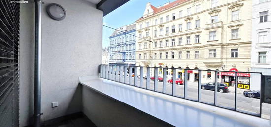 STRASSENSEITIGE 2-ZIMMER WOHNUNG MIT LOGGIA