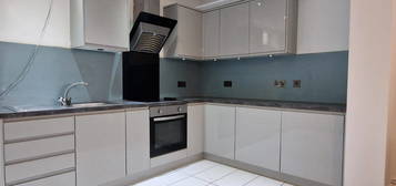 Flat to rent in Northdown Road, Margate CT9