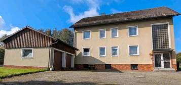 Zweifamilienhaus mit Doppelgarage und Maschinenhalle PROVISIONSFR